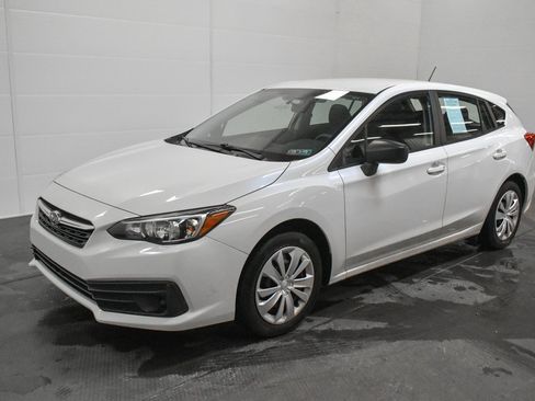 Used 2020 Subaru Impreza 2.0i image 3