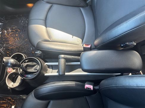 Used 2016 MINI Cooper Countryman S w/ Premium Package image 17