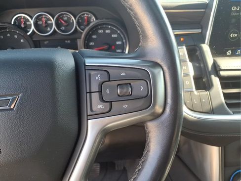 Used 2021 Chevrolet Suburban Z71 AWD/4WD image 21