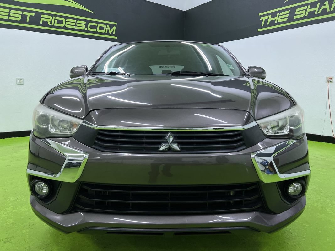 Used 2017 Mitsubishi Outlander Sport SE FWD image 3