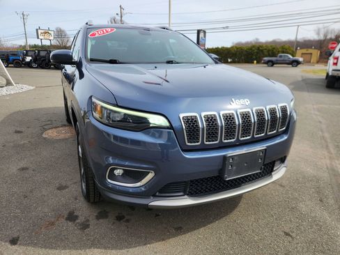 Used 2019 Jeep Cherokee Limited image 22