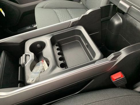 New 2026 RAM 1500 4x4 Crew Cab image 18