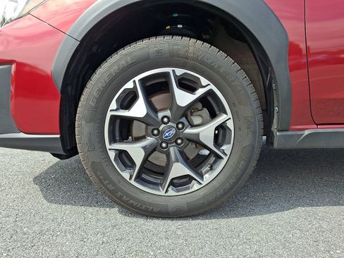 Used 2019 Subaru Crosstrek 2.0i AWD/4WD image 9