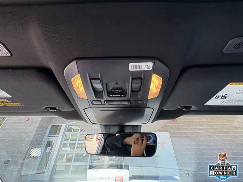 Certified 2025 Toyota Highlander XSE image 21