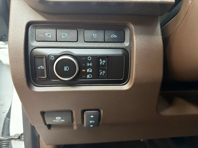 Used 2023 Ford F250 King Ranch w/ Chrome Package AWD/4WD image 24