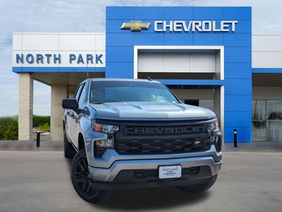 Certified 2025 Chevrolet Silverado 1500 Custom w/ LPO, Dark Essentials Package