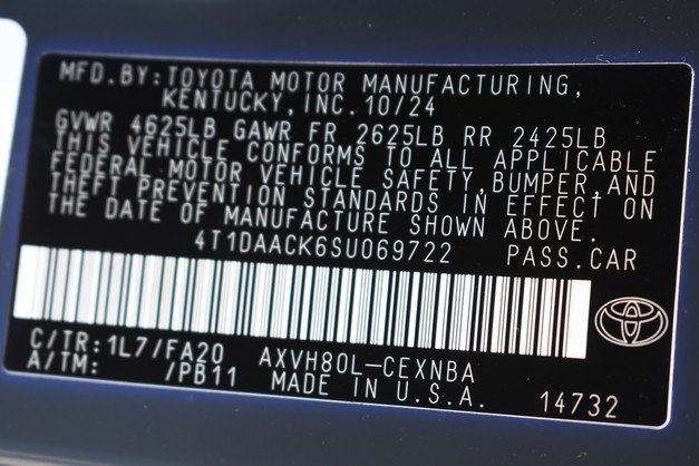 Used 2025 Toyota Camry LE FWD image 33
