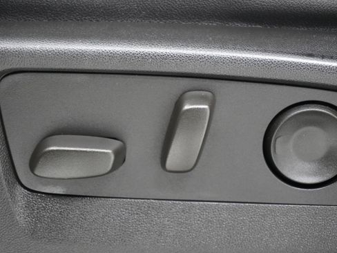 Used 2023 Chevrolet Tahoe LT w/ Luxury Package image 15