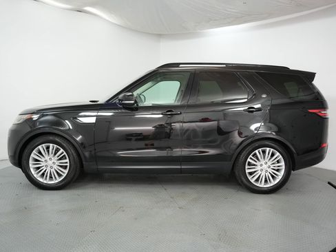 Used 2017 Land Rover Discovery HSE AWD/4WD image 4