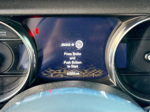 Used 2022 Jeep Wrangler Unlimited Sahara w/ Cold Weather Group image 13