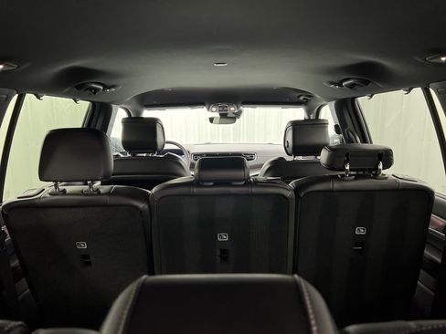 Used 2025 Jeep Wagoneer 4WD w/ Convenience Group I image 11