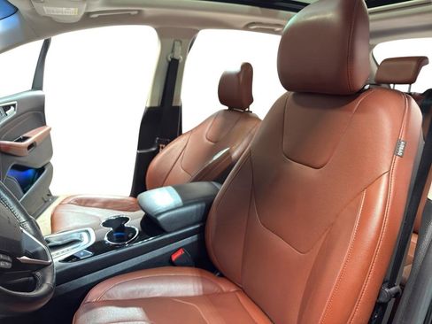 Used 2016 Ford Edge Titanium w/ Equipment Group 301A image 15