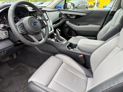 Certified 2025 Subaru Outback Limited AWD/4WD image 19