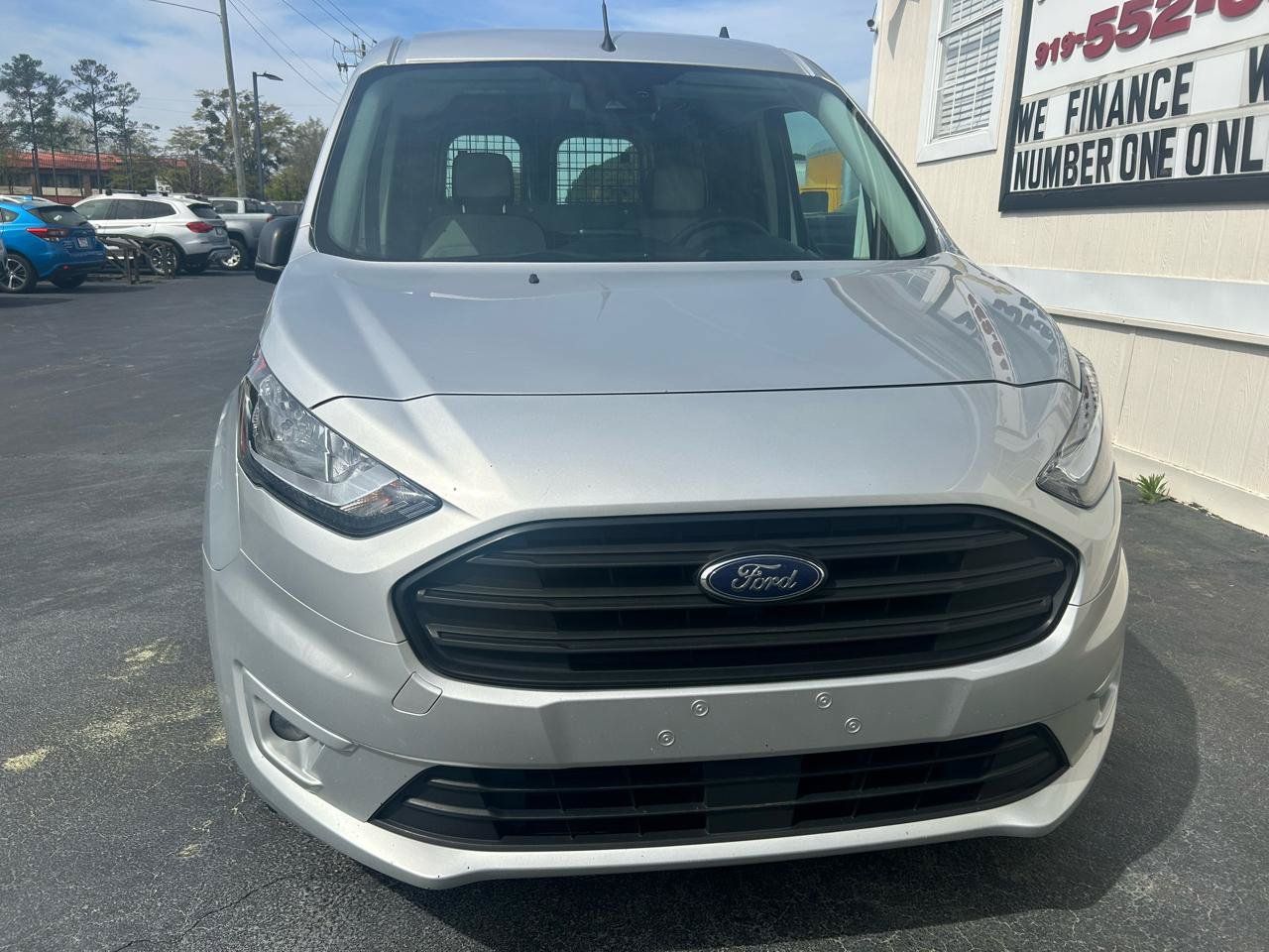 Used 2023 Ford Transit Connect XLT FWD image 3