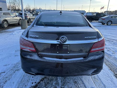 Used 2016 Buick LaCrosse image 3