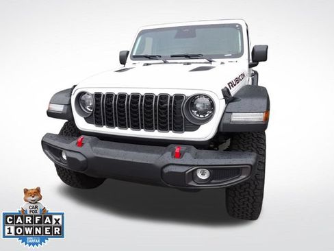 Used 2026 Jeep Wrangler Unlimited Rubicon w/ Safety Group AWD/4WD image 8