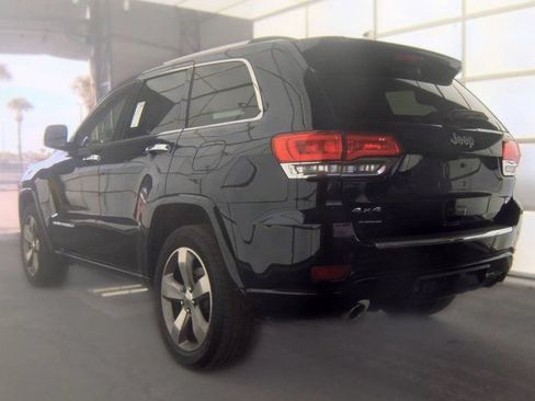 Used 2014 Jeep Grand Cherokee Overland w/ Advanced Technology Group AWD/4WD image 7