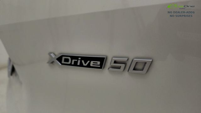 Used 2024 BMW iX xDrive50 w/ Premium Package AWD/4WD image 33