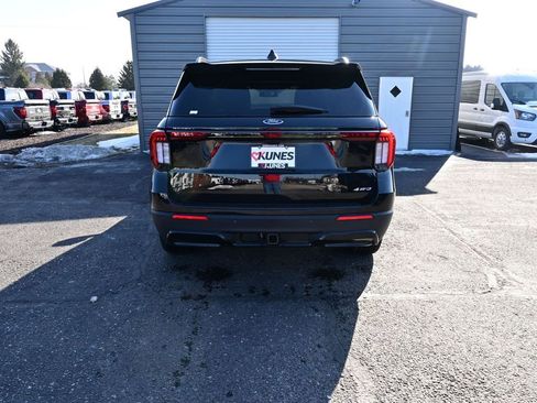 New 2026 Ford Explorer ST-Line w/ ST-Line Street Pack image 9