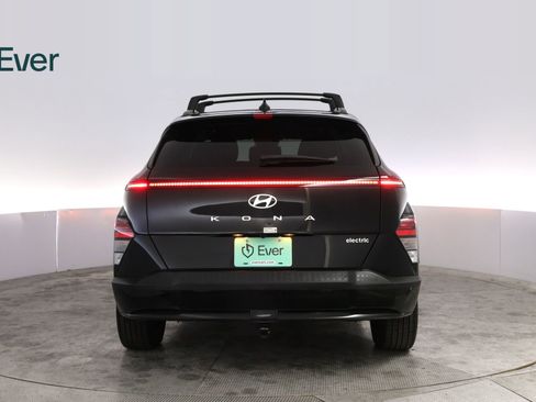 Used 2024 Hyundai Kona SEL FWD image 15