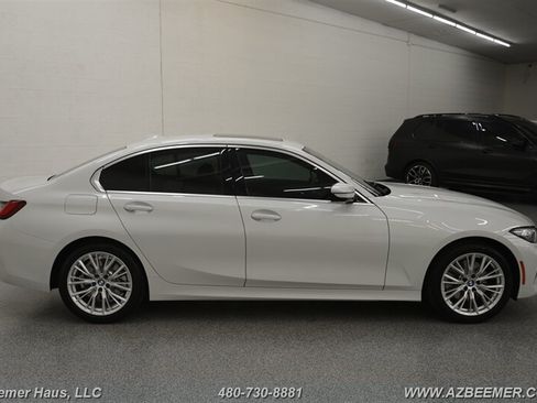 Used 2024 BMW 330i Sedan w/ Convenience Package RWD image 9