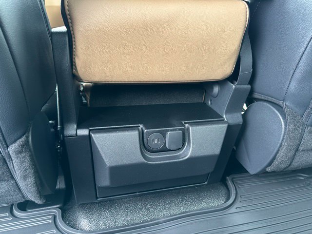 New 2026 Ford F350 Lariat AWD/4WD image 16