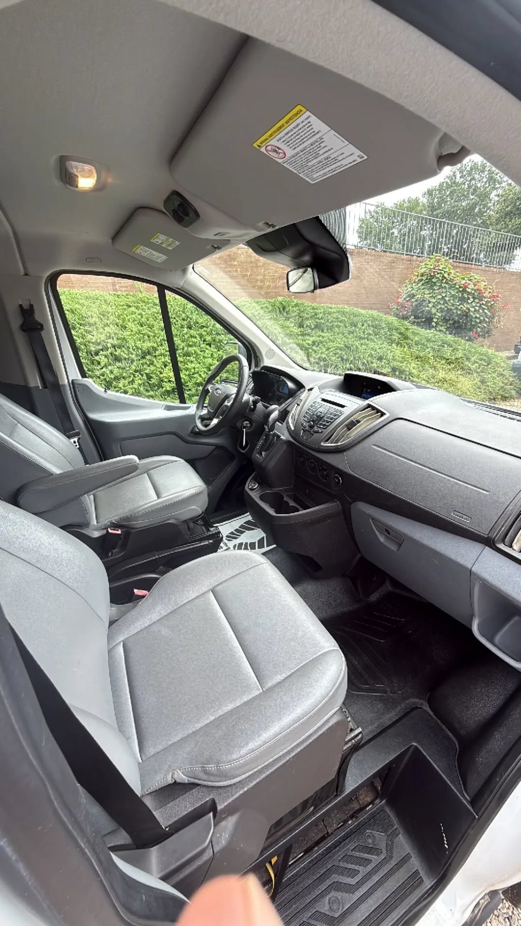 Used 2018 Ford Transit 350 XL RWD image 29