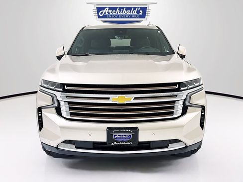 Used 2023 Chevrolet Tahoe High Country image 2