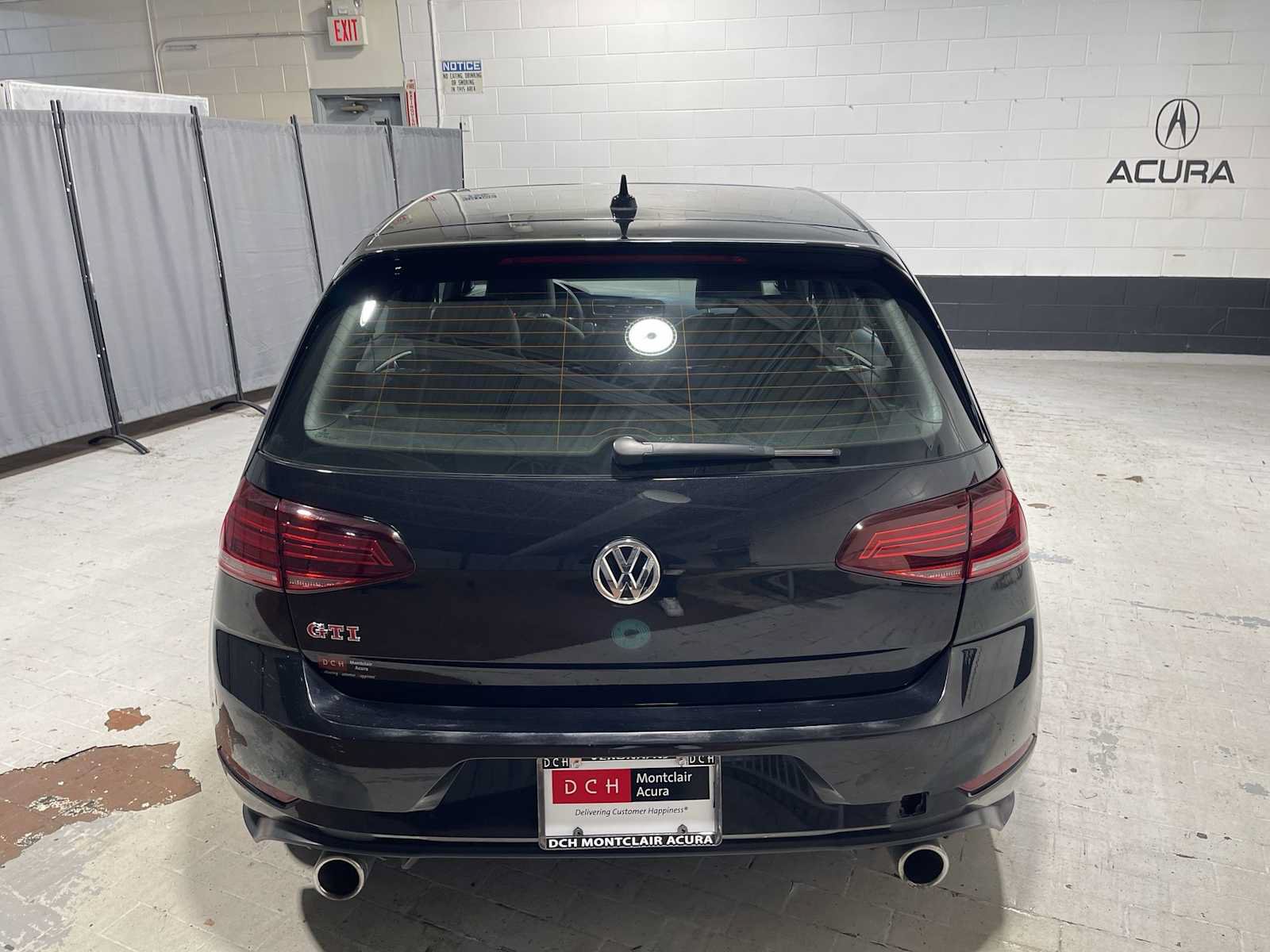 Used 2019 Volkswagen GTI SE w/ SE Experience Package FWD image 5