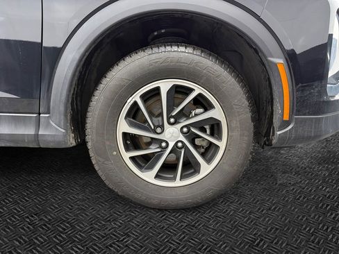 Used 2025 Mitsubishi Eclipse Cross ES image 11