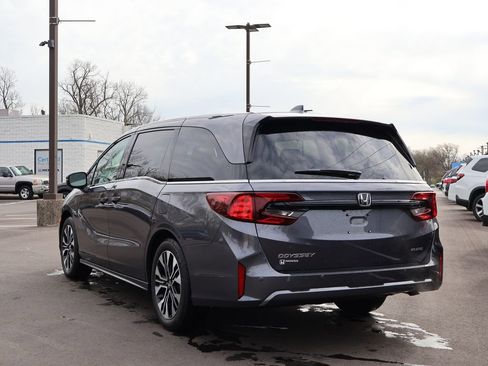 New 2026 Honda Odyssey Elite image 4
