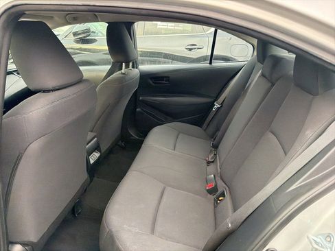 Used 2024 Toyota Corolla LE FWD image 3