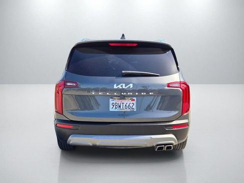 Used 2022 Kia Telluride EX w/ EX Premium Package FWD image 9