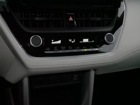 Certified 2023 Toyota Corolla Cross L AWD/4WD image 23