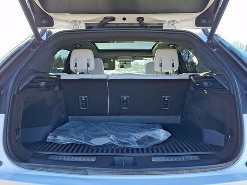 Used 2024 Cadillac XT4 Sport AWD/4WD image 39