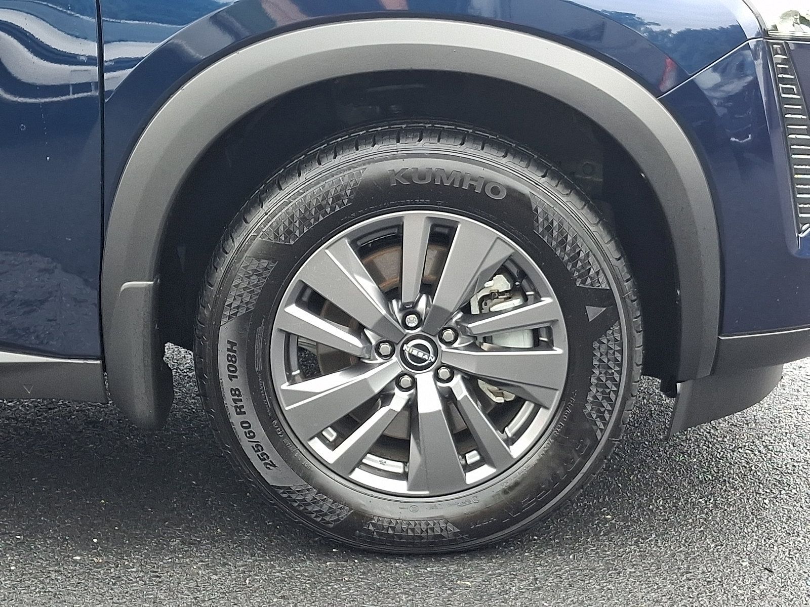 Certified 2026 Nissan Pathfinder SV AWD/4WD image 7