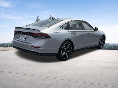 Used 2024 Honda Accord Sport image 22