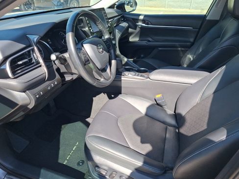 Used 2022 Toyota Camry XSE w/ Cold Weather Package FWD image 13