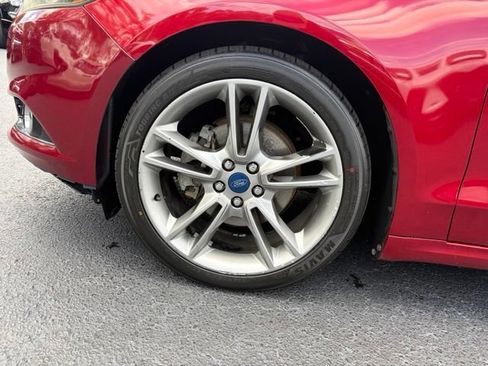 Used 2014 Ford Fusion Titanium FWD image 9