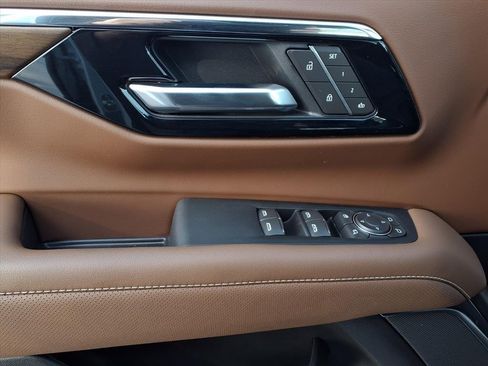 New 2026 Chevrolet Tahoe High Country image 18