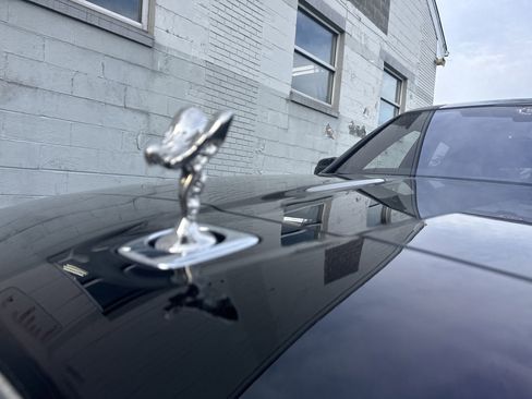 Used 2025 Rolls-Royce Cullinan AWD/4WD image 35