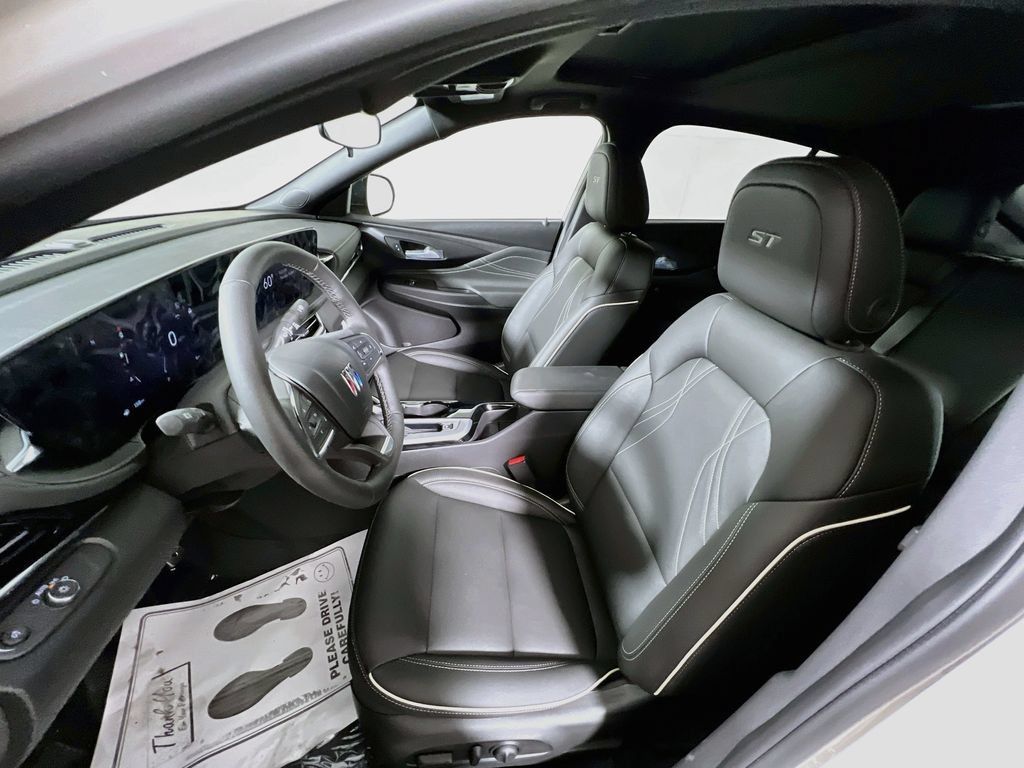 New 2026 Buick Envista Sport Touring w/ Studio Series FWD image 16