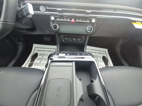 New 2026 Hyundai Tucson Limited image 22