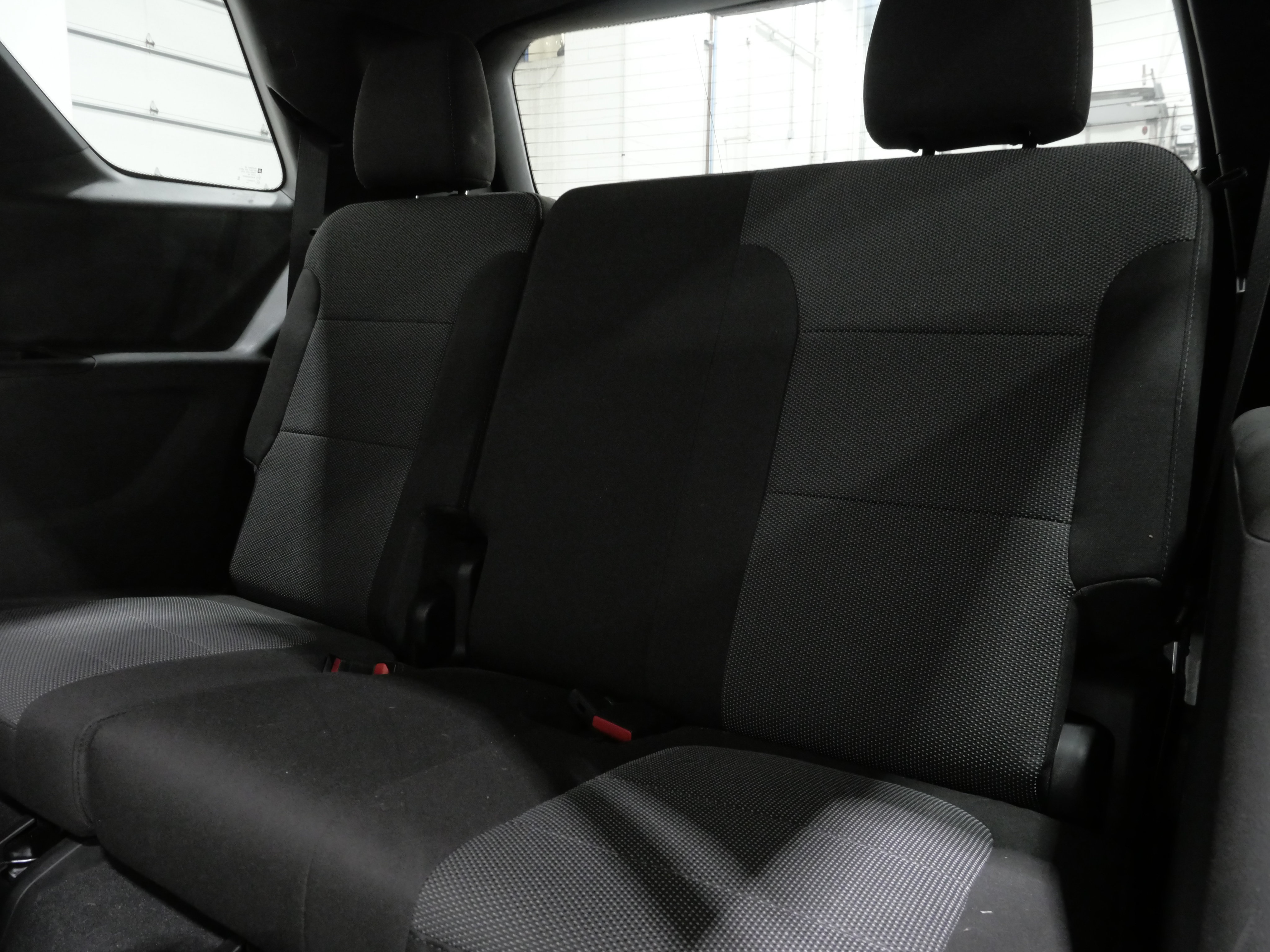 Used 2023 Chevrolet Traverse LT FWD image 25