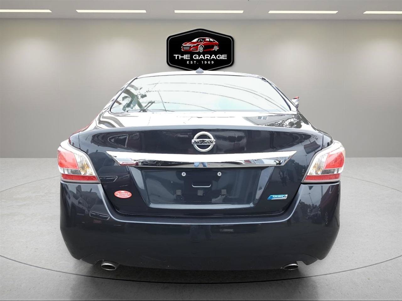 Used 2014 Nissan Altima 2.5 SL w/ Moonroof Package FWD image 5