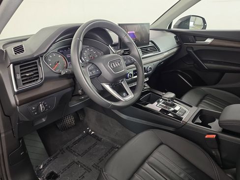 Certified 2023 Audi Q5 2.0T Premium w/ Convenience Package AWD/4WD image 13