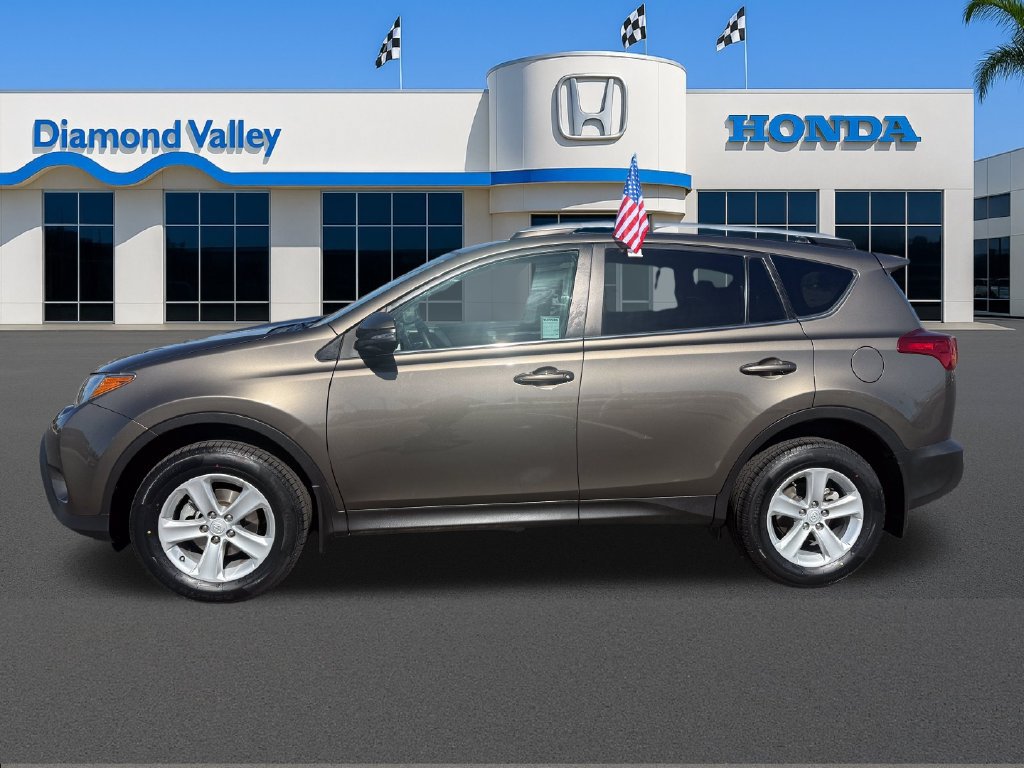 Used 2014 Toyota RAV4 XLE FWD image 9