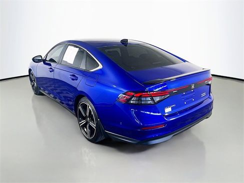 Certified 2025 Honda Accord Sport image 5