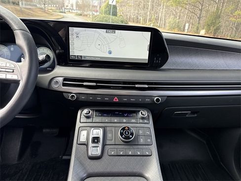 Used 2023 Hyundai Palisade Limited image 17