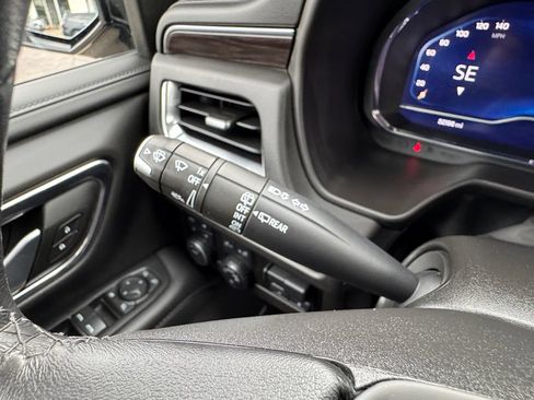 Used 2022 Chevrolet Tahoe LT w/ LT Signature Package AWD/4WD image 33